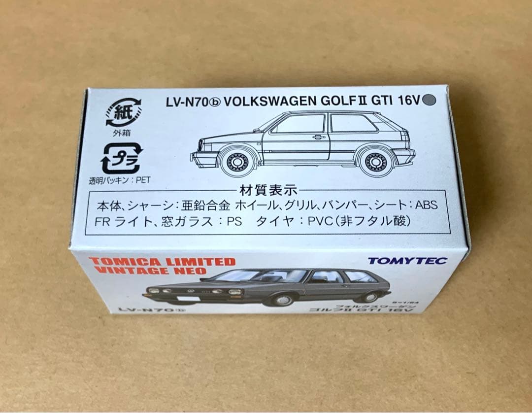 トミカ リミテッド ヴィンテージ ネオ　フォルクスワーゲン ゴルフⅡ　灰 70b