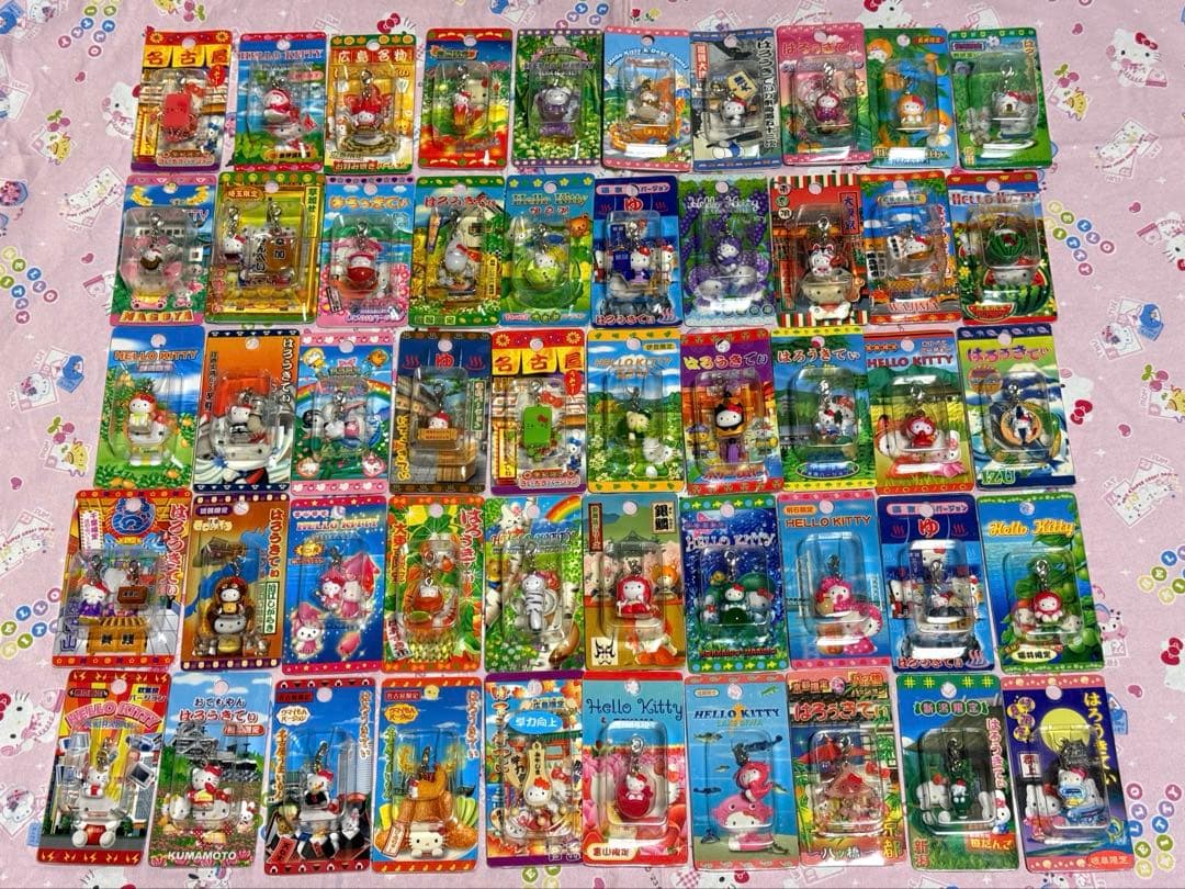 ハローキティ　ご当地限定　ファスナーマスコット　50個　まとめ売り