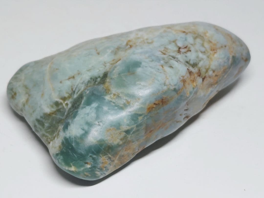 淡緑 254g 翡翠 ヒスイ 原石 鑑賞石 自然石 誕生石 鉱物 鉱石 水石