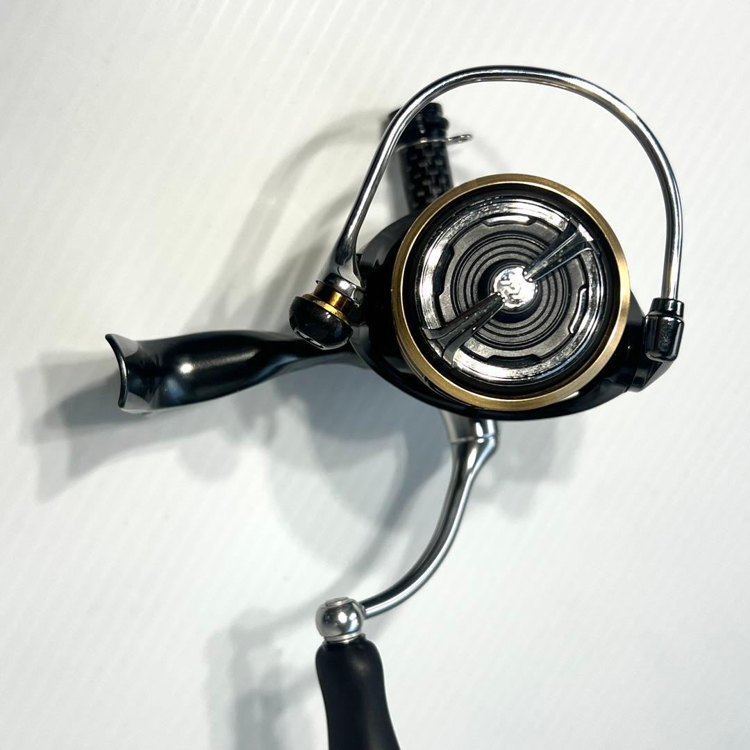 ダイワDaiwa ルビアスFCLT2000S-XH バランサー付き