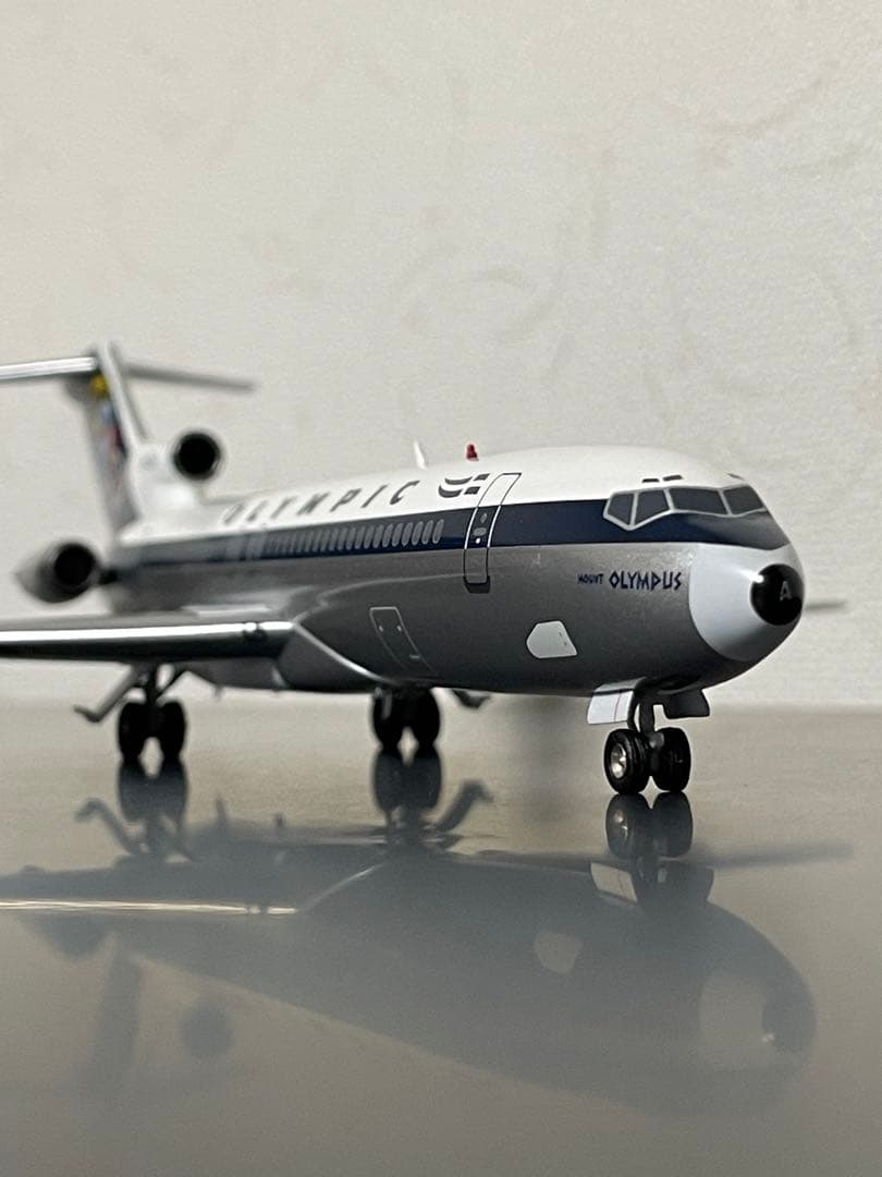 OLYMPIC 航空旅客機B727-200