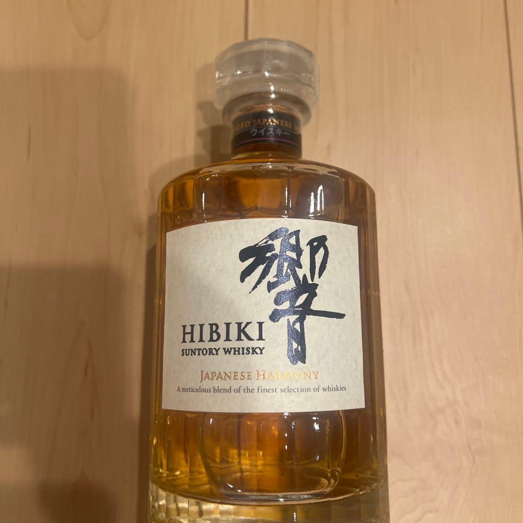 響　 サントリーウイスキー 750ml