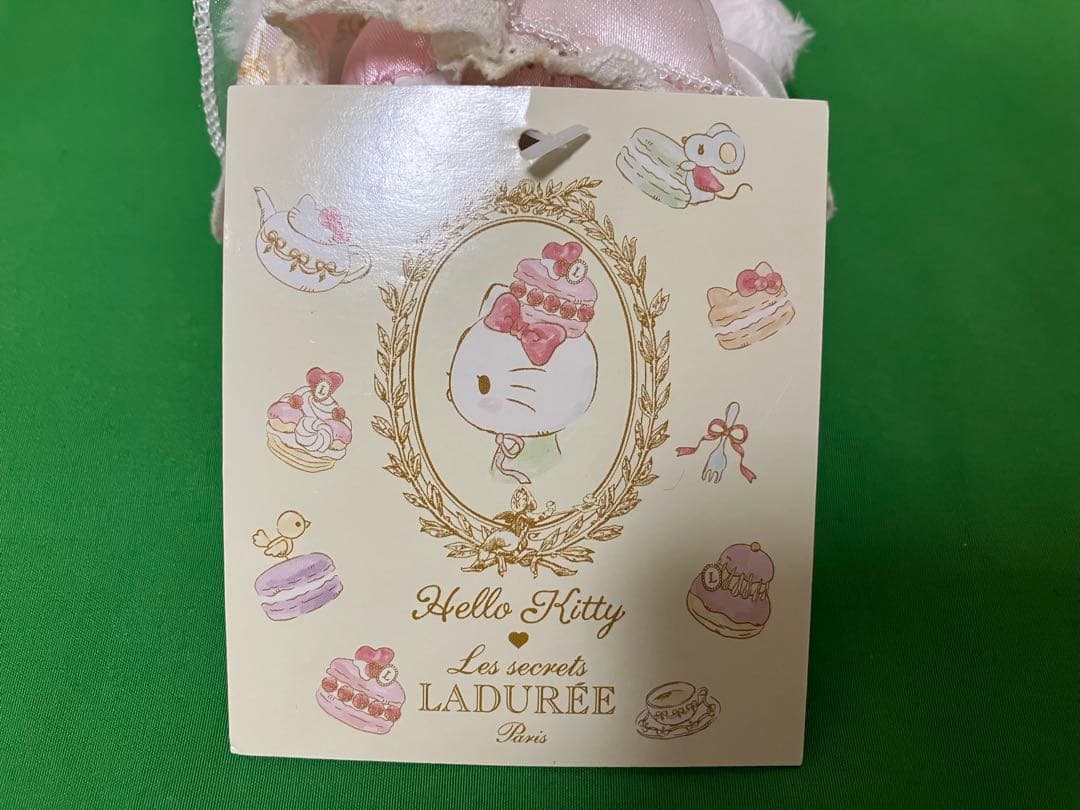 ハローキティ ラデュレコラボ ぬいぐるみ　チャーム