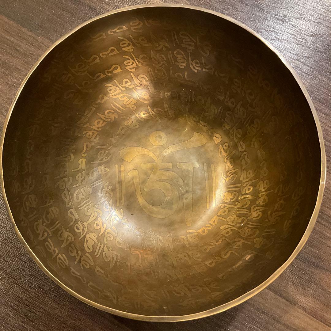 no10 チベット産 シンギングボウル 新品 チベタンボウル 22.5cmＡＵＭ