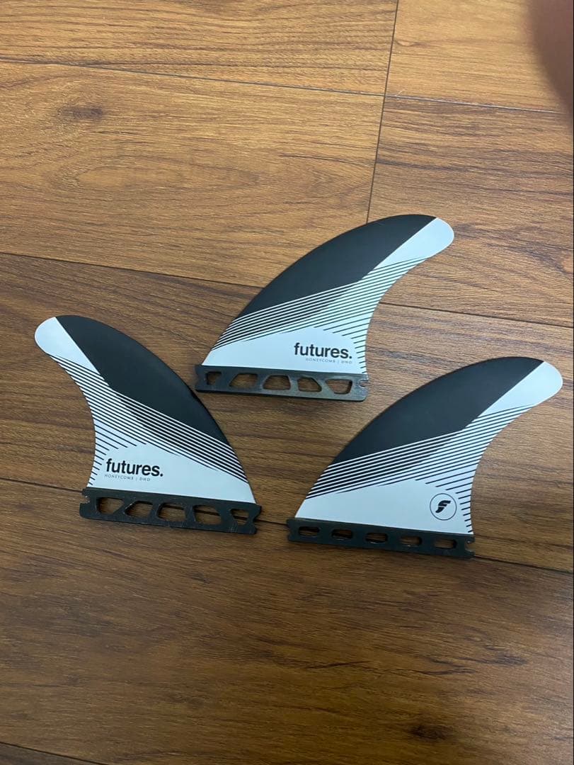 美品！DHDfuturesサーフボードフィン 3枚セット フューチャーフィン