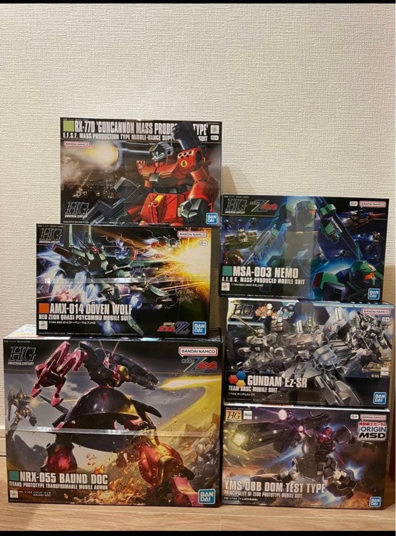 HG ドーベン•ウルフ/ HG バウンド•ドッグ/ HG ドム試作実験機/他3個