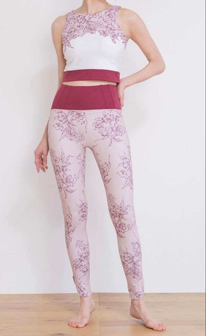 ラバ　LAtVA 花柄ハイウエストヨガパンツ M¥12800