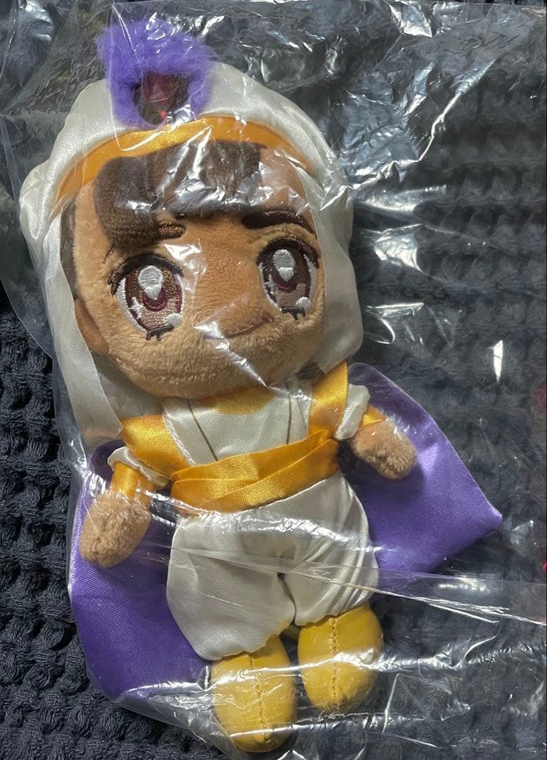 ディズニー　アラジン　ぬいぐるみ　TINY PRINCE キーホルダー