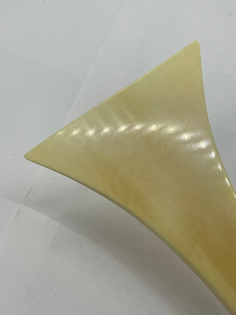 ヴィンテージ  天然素材　バチ　重さ約　119g　#723