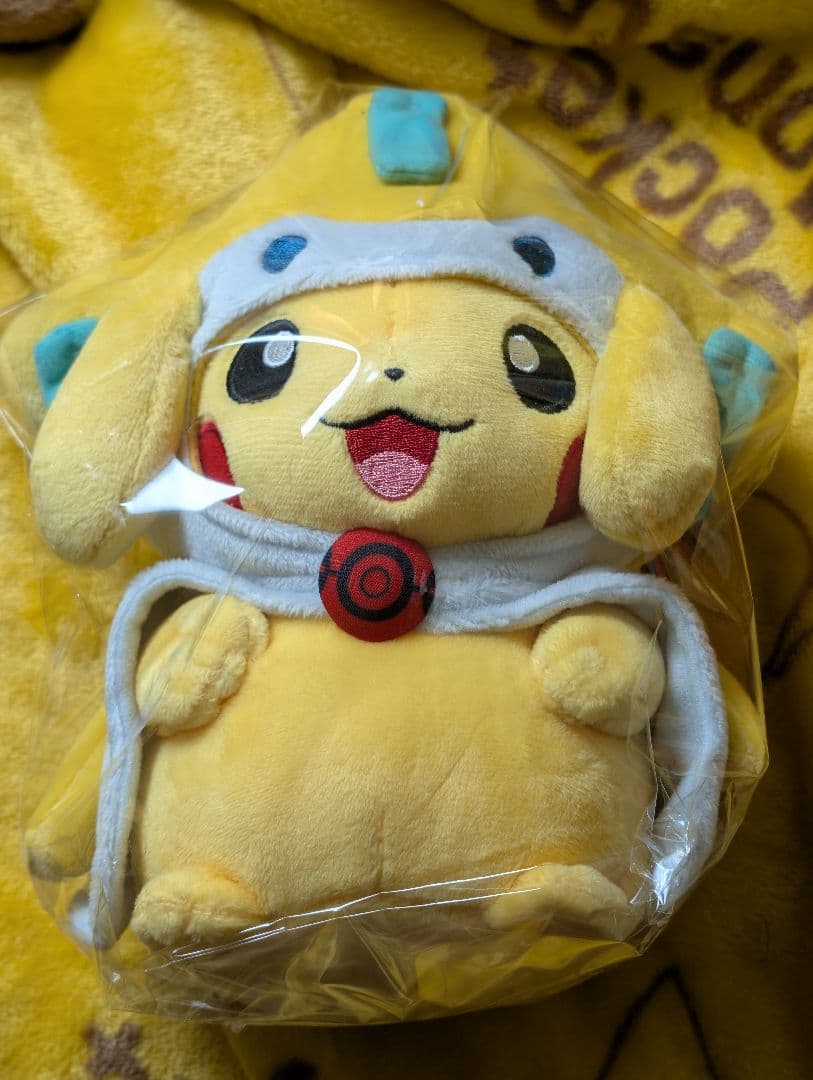 ポケモンセンタートウホク　ピカチュウ ジラーチ ぬいぐるみ