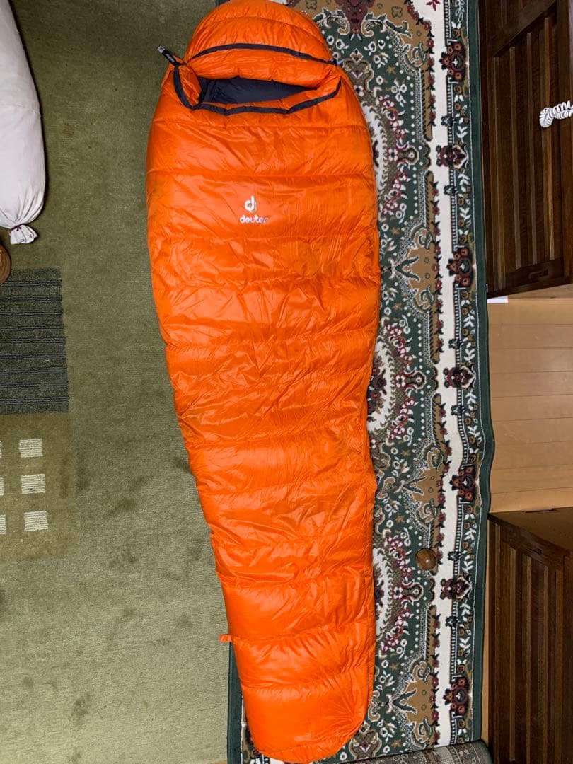 deuter ドイター　アストロ550ダウンスリーピングバッグ オレンジ