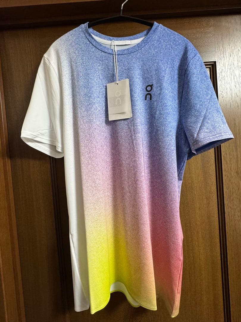 on テニスウェア　XSサイズ