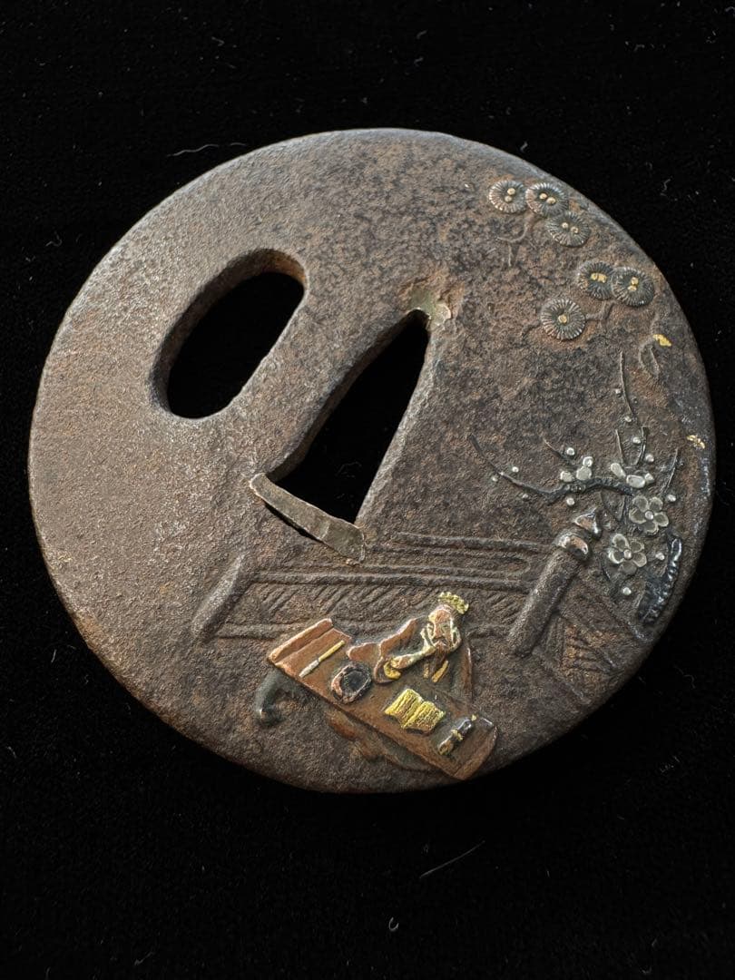無銘 鉄地鐔 人物図 松 梅 鍔 拵 日本刀 刀装具 骨董 古美術 江戸時代
