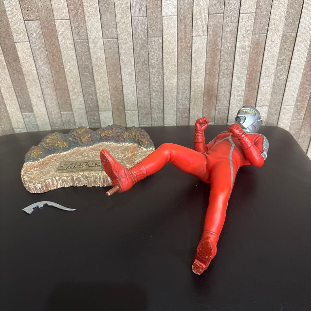 ウルトラセブン　30㎝スタチュー　エクスプラス