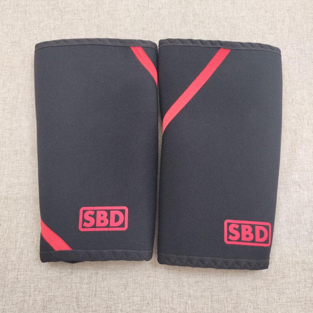 SBD ニースリーブ Mサイズ 左右足用 黒赤