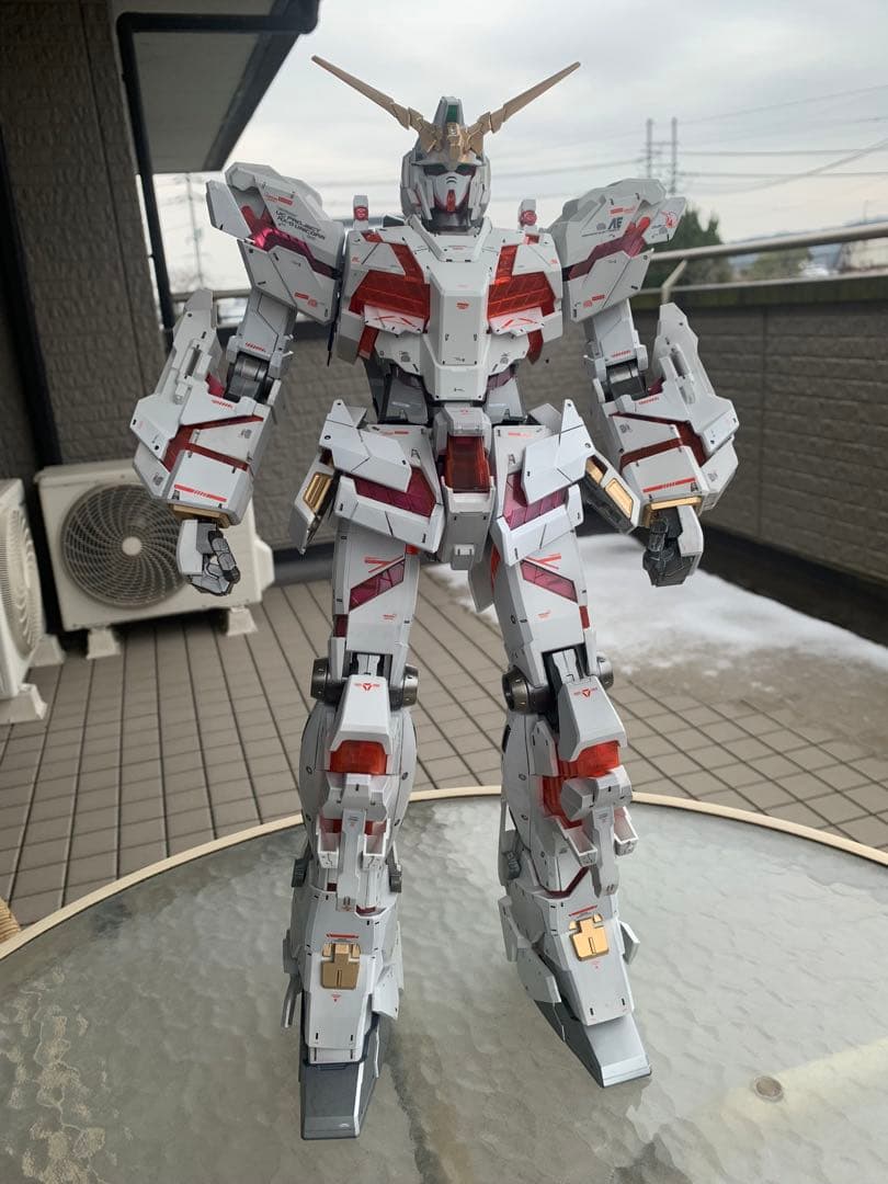メガサイズ　1/48 ユニコーンガンダム　作成中