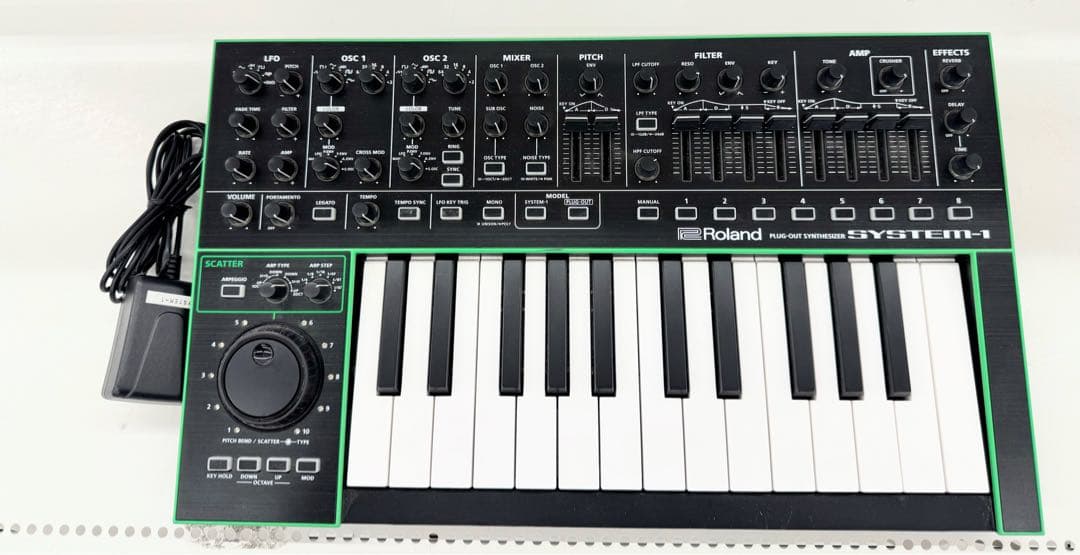 Roland SYSTEM-1 シンセサイザー 本体
