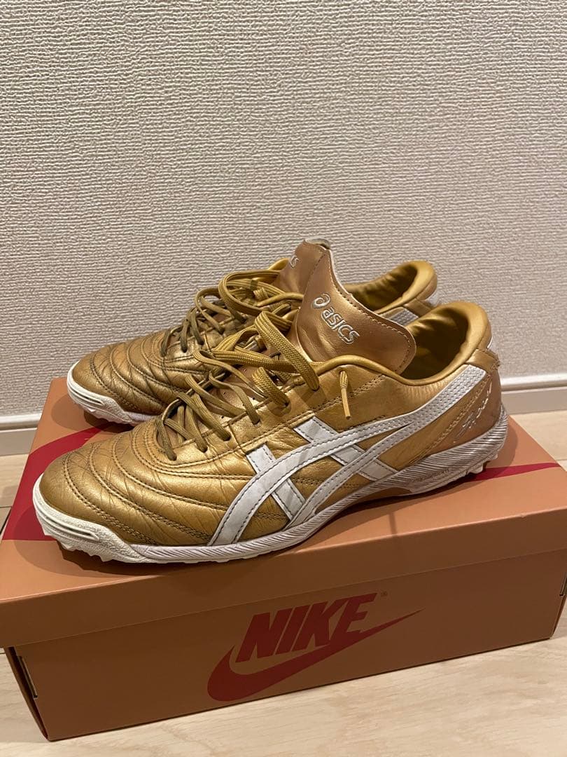 アシックストレーニングシューズ　C3 FF TF