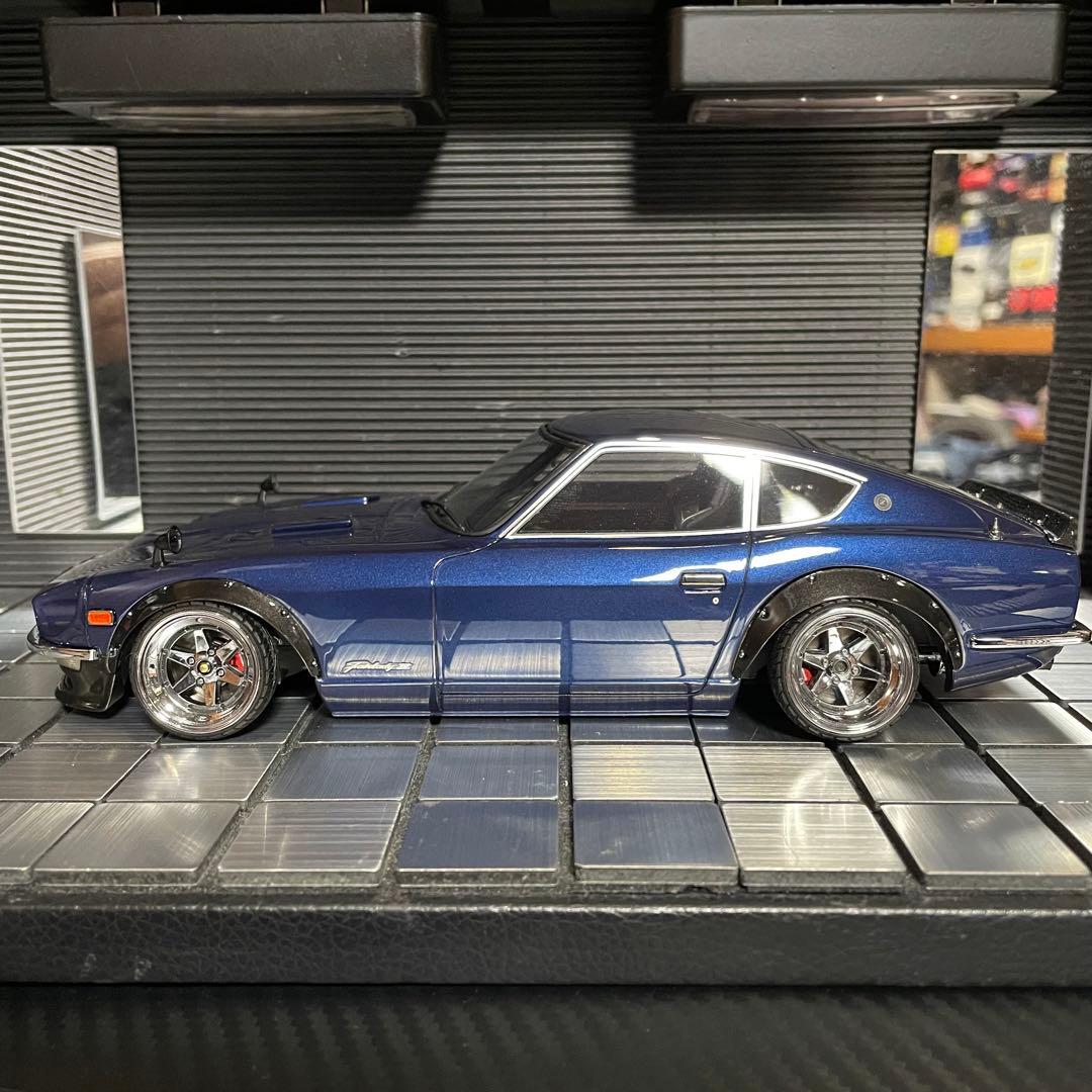 イグニッションモデル 1/18 日産 フェアレディーZ(S30)カスタム仕様❷