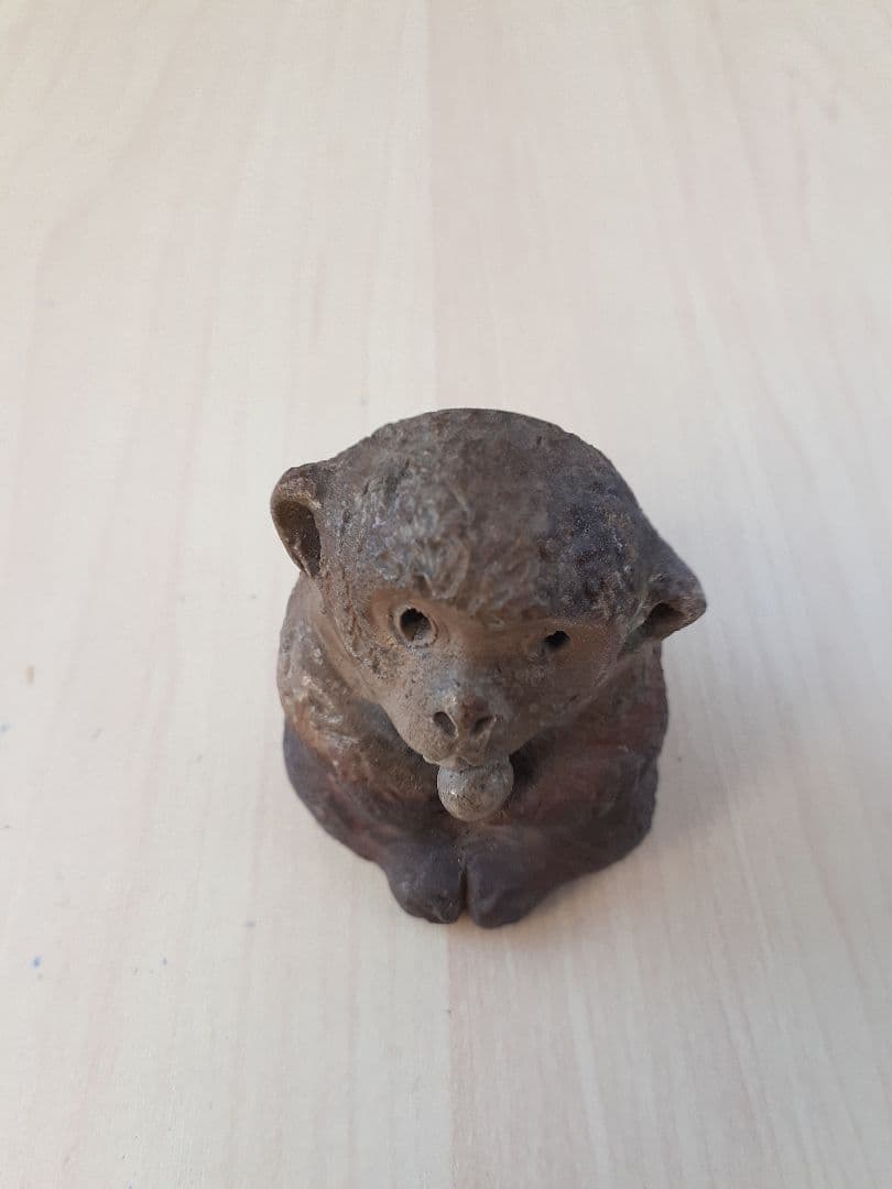 お猿さんの置物