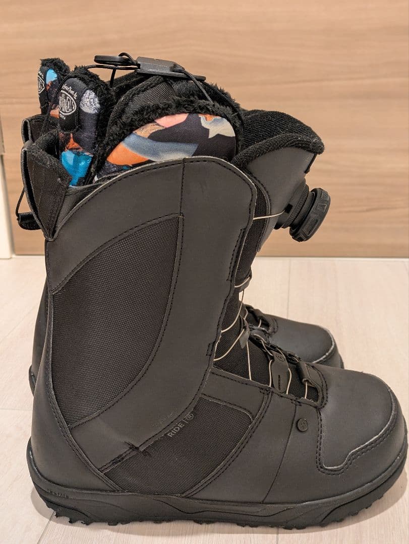 【RIDE】極美品 スノーボードブーツ 23cm BOAシステム付保証書付