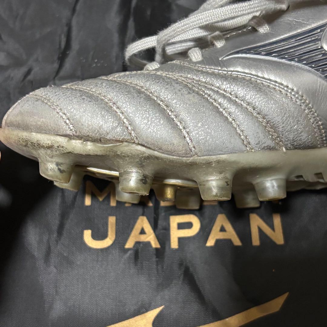 MIZUNO モレリアネオ4シルバー　26.0