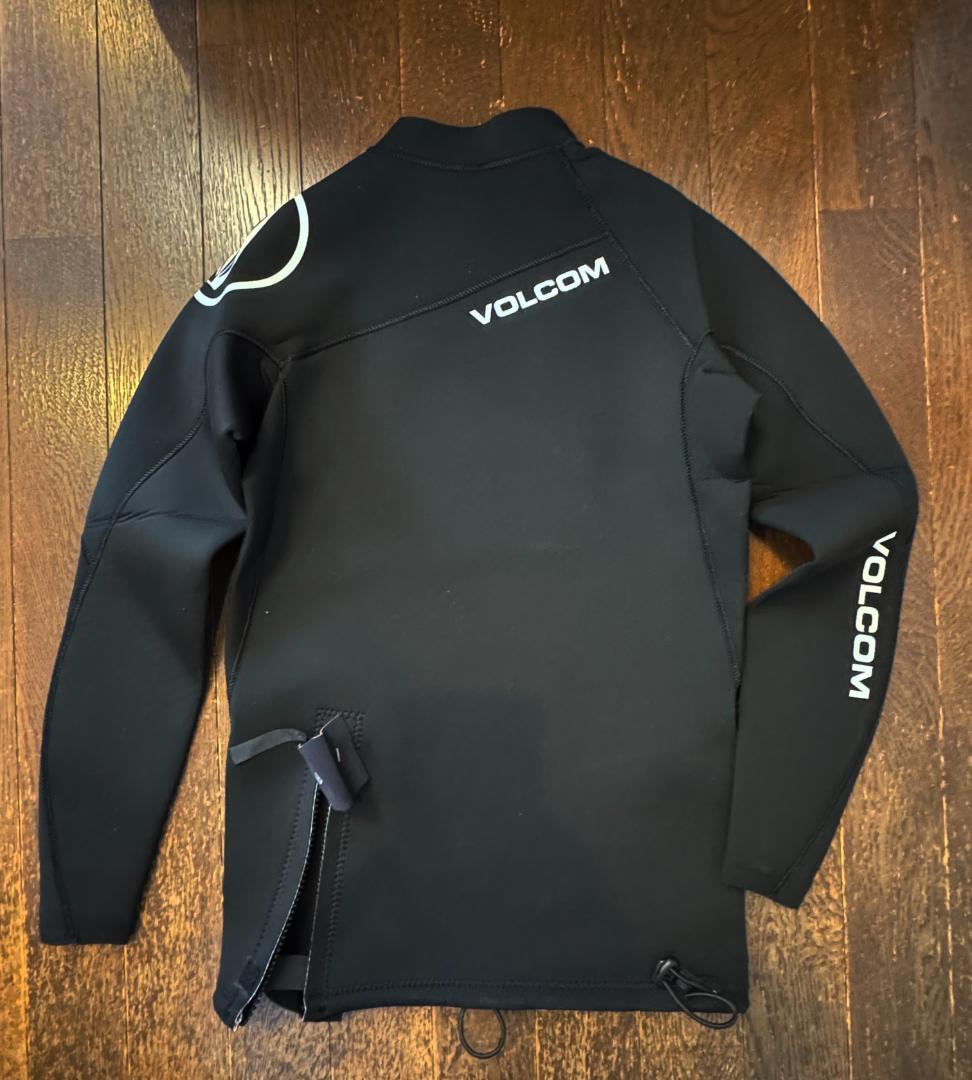 試着のみVOLCOM 長袖タッパ　2MM ネオプレン　メンズ　USM 日本L