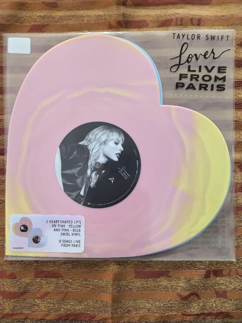 taylor swift lover live from paris レコード