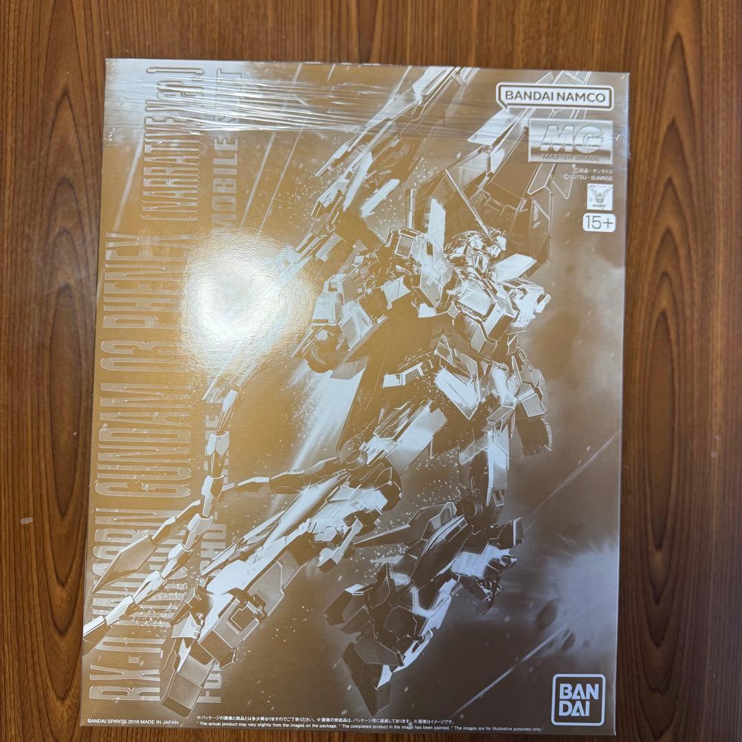 MG1/100ユニコーンガンダム3号機フェネクス（ナラティブVer.）