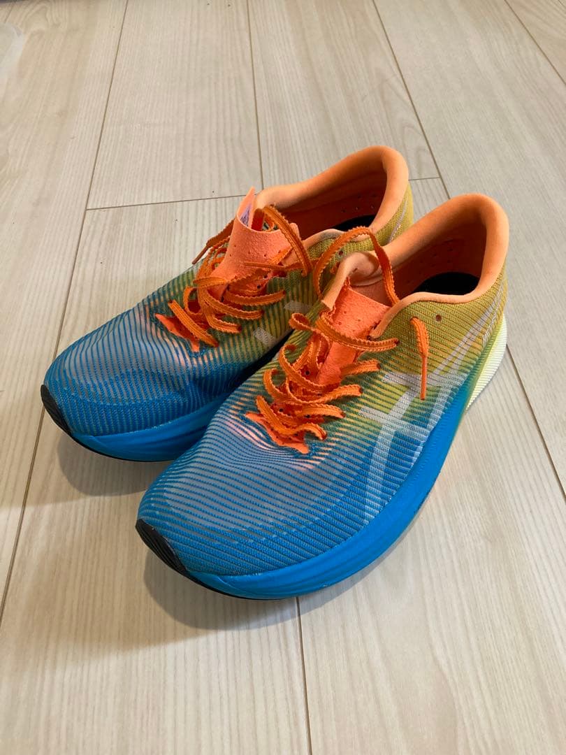 asics メタスピードエッジプラス