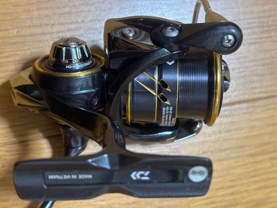 美品　ダイワ 21カルデアFC LT 2000S