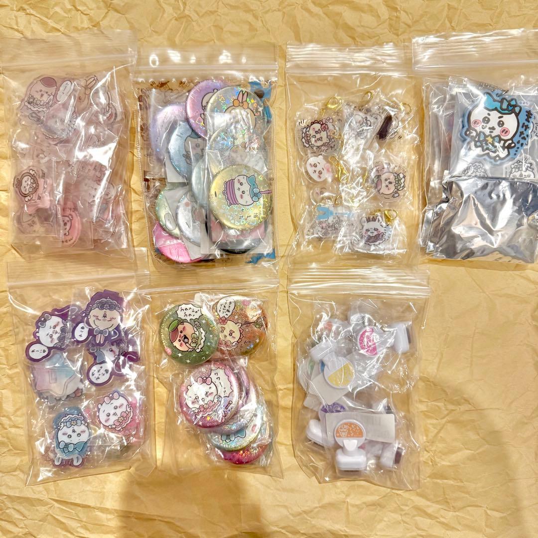 ちいかわ まじかる アクリルスタンド 缶バッジ等 ガチャ7種 フルコンプ