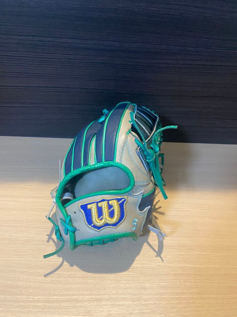 エンゴロカンテ　Wilson 軟式オーダー外野手用グローブ 右投げ用