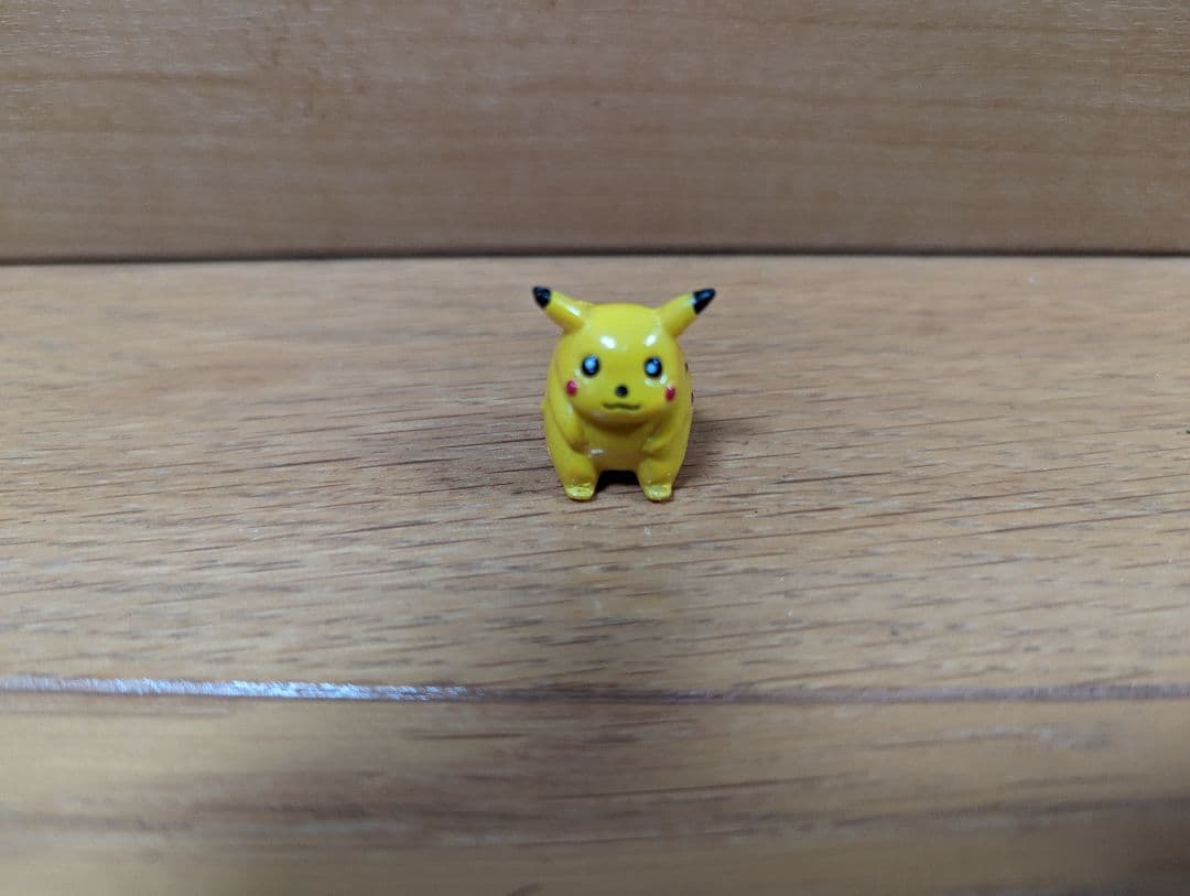 ピカチュウ　ミニフィギュア　初期　永谷園ポケモンふりかけ