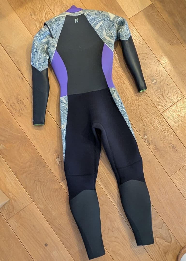 Hurley セミドライ 5/3mm レディース（SMサイズ程度）