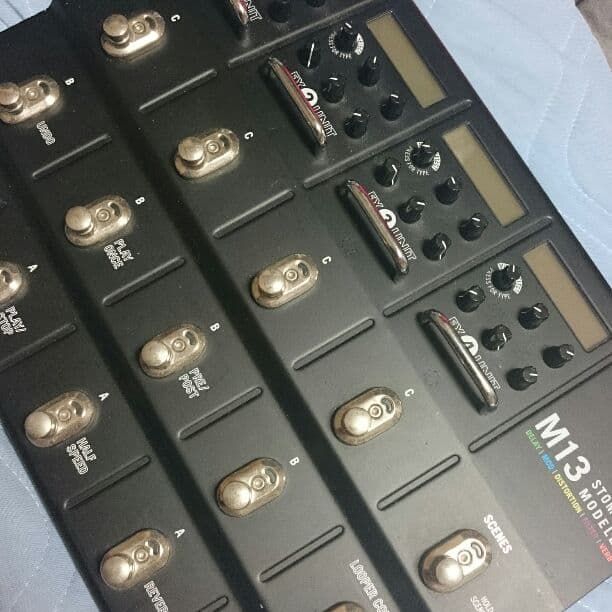 ギター LINE6 M13