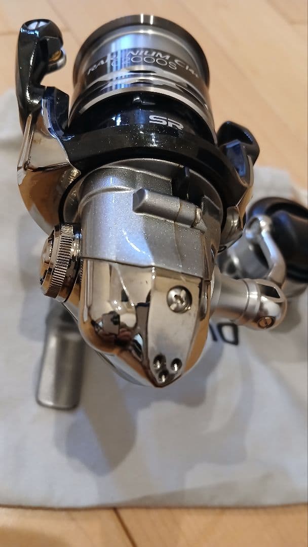 美品 SHIMANO Rarenium CI4+ C2000S レアニウム