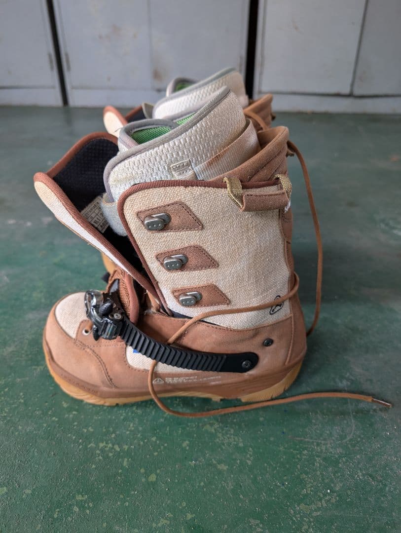 スノーボード yonex accublade / Shimano stair 26.2cm