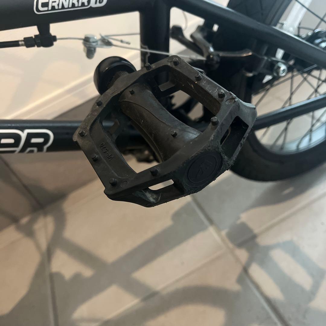 Cranker 16インチBMX自転車 ブラック