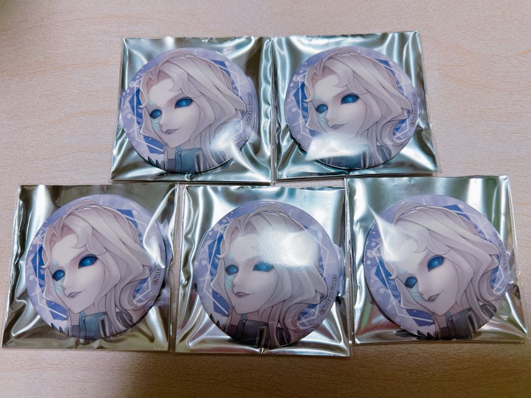 第五人格 雪まつり 缶バッジ トレカ 写真家