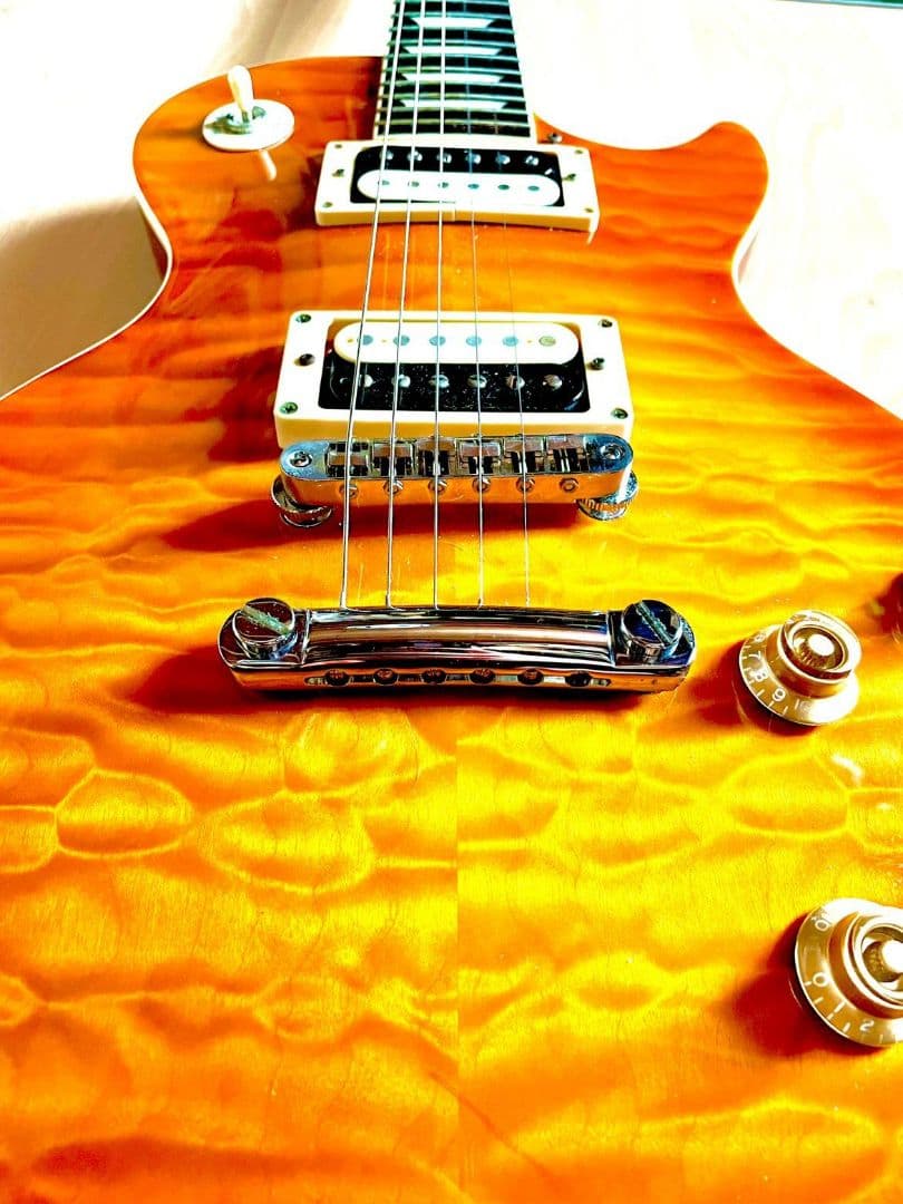 Bacchus Les Paul TakMatsumoto TakBurst風