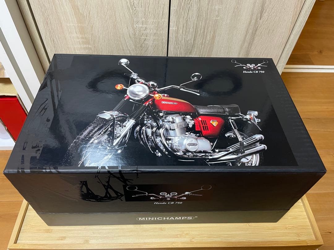 ミニチャンプス cb750four 1/6スケール
