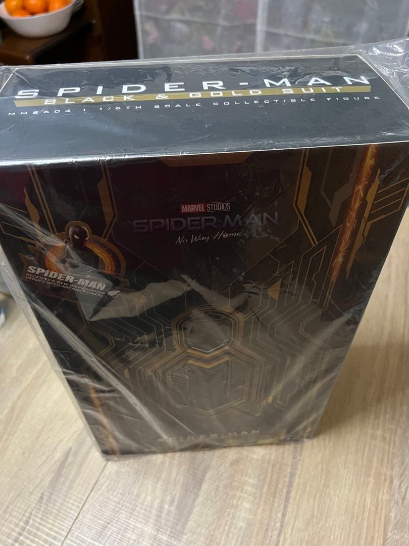 ホットトイズ　スパイダーマン アップグレードスーツ& ブラック＆ゴールドスーツ