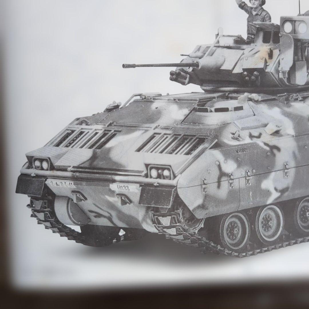 アメリカM3ブラッドレー騎兵戦闘車 プラモデル 1/35スケール タミヤ