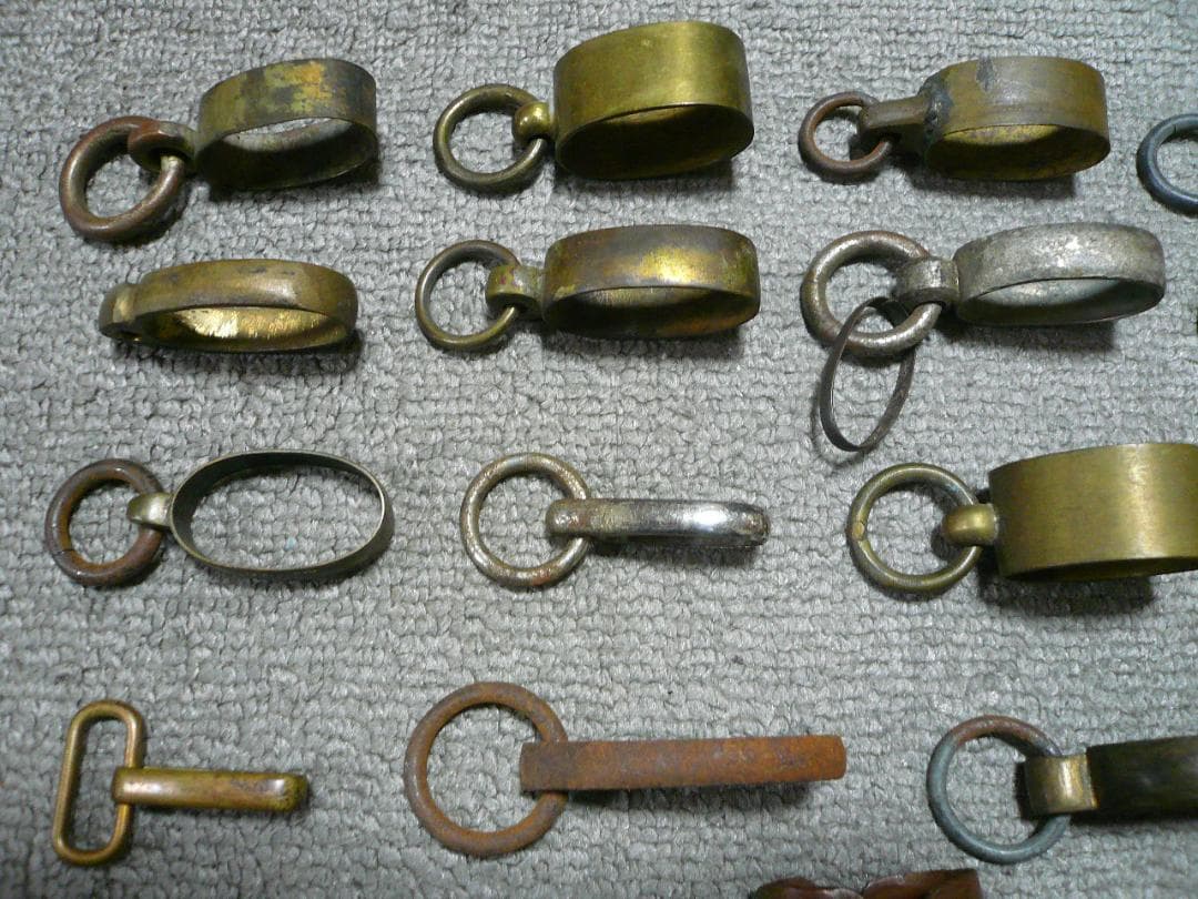 軍刀 金具 佩鐶 16個 旧日本軍 吊金 輪 カン 日本刀 まとめて