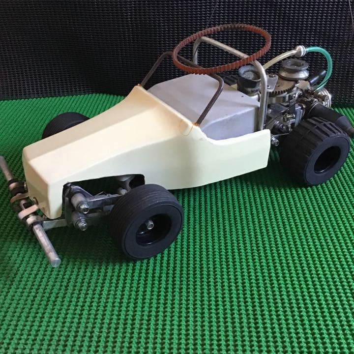 ヒロボー　HIROBO  ナインビート　初期型　エンジン付　40-45年前