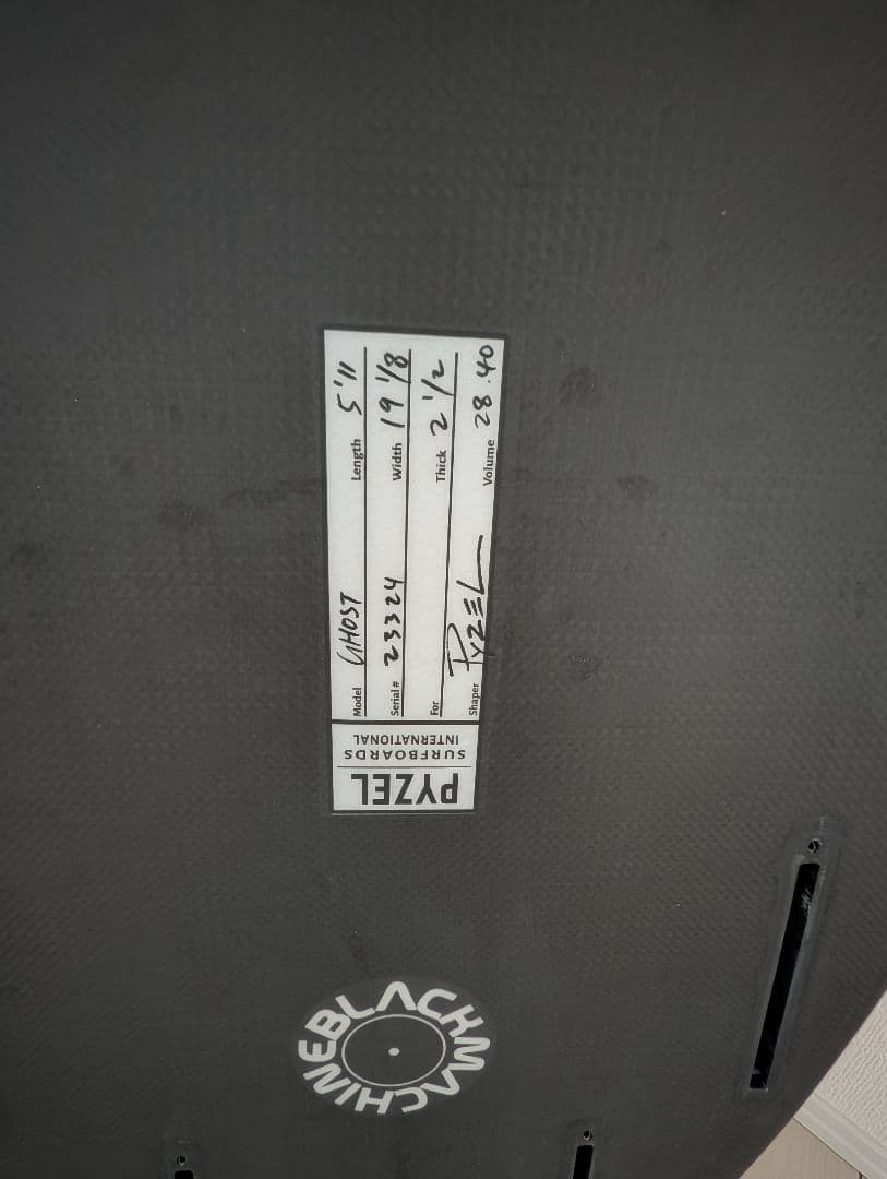 【美品】パイゼル　ザ・ゴースト　　カーボン　サーフボード　ショート
