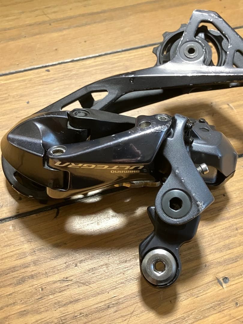 アルテグラ　リアディレーラー RD8050 GS
