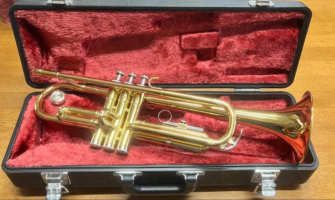 美品 YAMAHA YTR1335 トランペット 本体