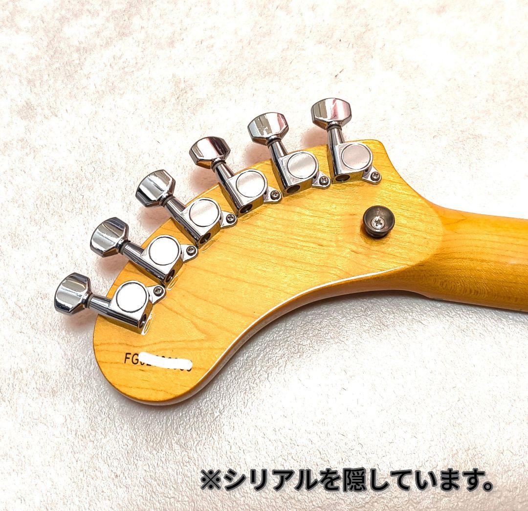 【美品】ZO-3 芸達者 2TS アンプ内蔵ミニギター 専用ケース付き!